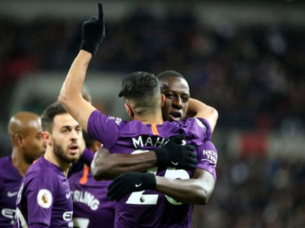 Man City hạ sát chú Gà trống theo cách mới nhất