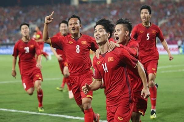 bong-da-viet-nam-ngay-21-11-dt-viet-nam-don-tin-vui