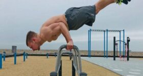 Street workout là gì? So sánh Street Workout và Gym Street workout là gì? So sánh Street Workout và Gym