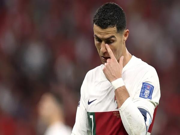 tin-chuyen-nhuong-15-12-hlv-al-nassr-len-tieng-thuong-vu-ronaldo