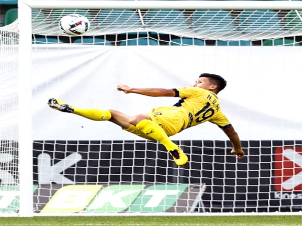 Tin Quang Hải: Đá 90 phút góp công chiến thắng  Pau FC
