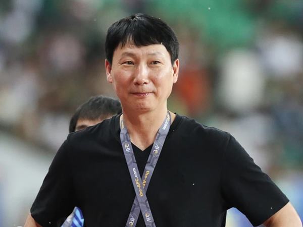Tiểu sử hlv Kim Sang-sik: Huấn luyện viên trưởng Việt Nam Tiểu sử hlv Kim Sang-sik: Huấn luyện viên trưởng Việt Nam
