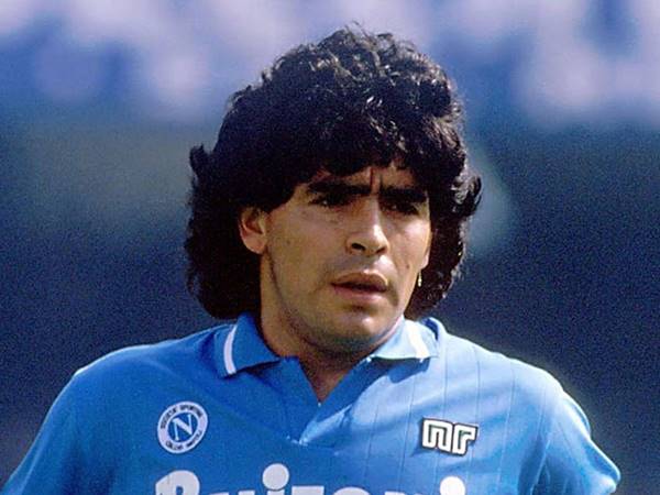 Điểm lại các cầu thủ Napoli vĩ đại nhất trong lịch sử Điểm lại các cầu thủ Napoli vĩ đại nhất trong lịch sử
