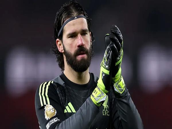 Tin Liverpool: Alisson Becker rời Anfield là sai lầm Tin Liverpool: Alisson Becker rời Anfield là sai lầm